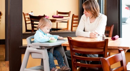 Sillas para niños en los restaurantes